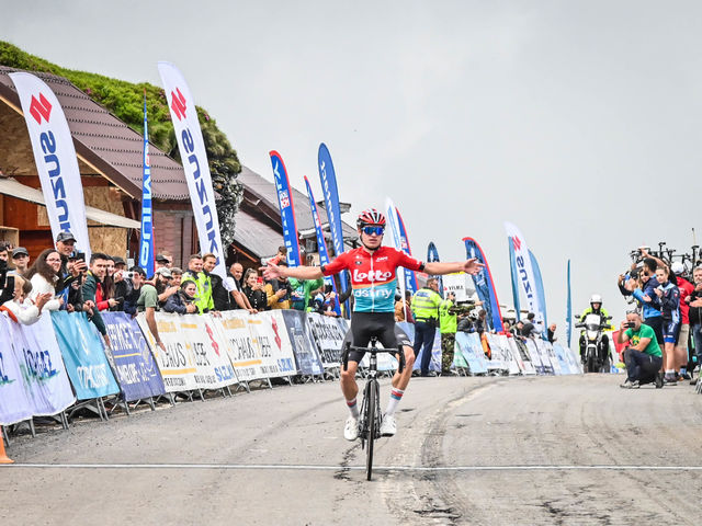 Lennert Van Eetvelt soloes to mountain stage win in Sibiu Tour