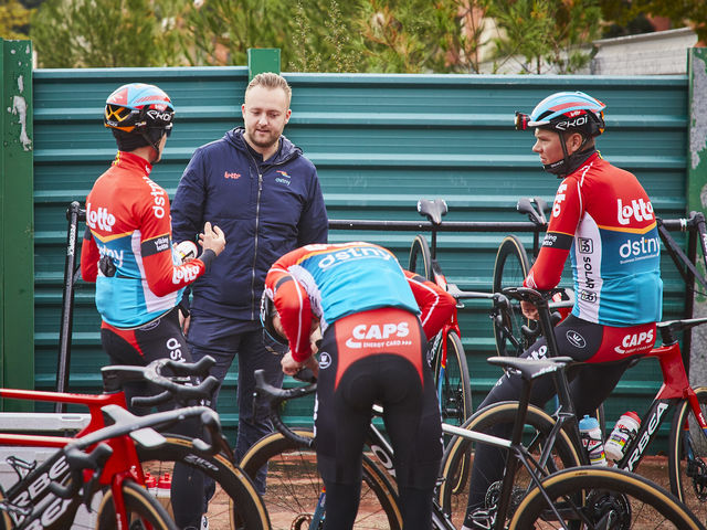 Staff Stories – soigneur Bram De Meulenaere: "Seeing all that support for my dad made me want to become a soigneur"