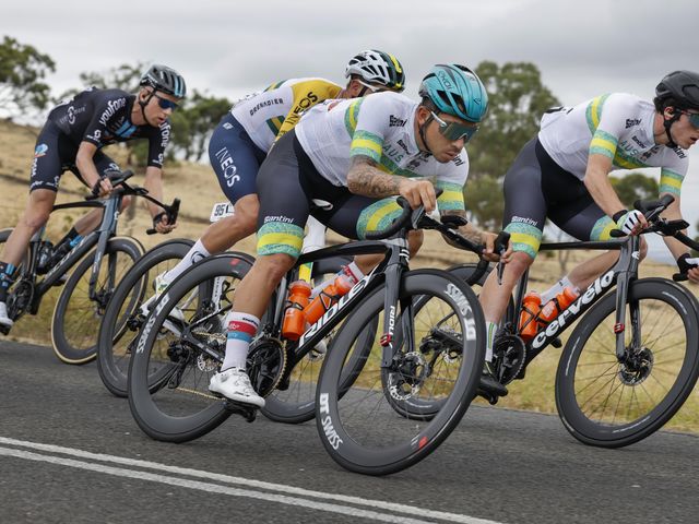 Caleb Ewan close 2nd in first Tour Down Under road stage