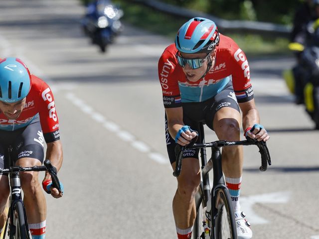 Pascal Eenkhoorn second in Bourg-en-Bresse after breakaway with also Campenaerts stays ahead